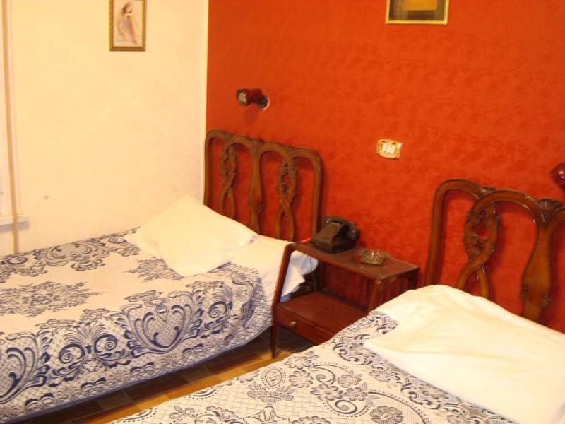 Hotel Lotus